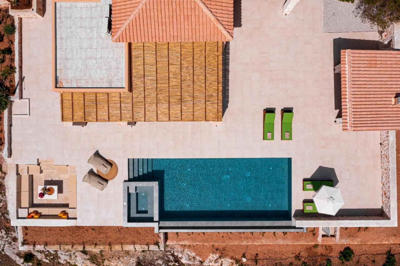 Villa Terra Lucis Mountain Residences Agios Leon