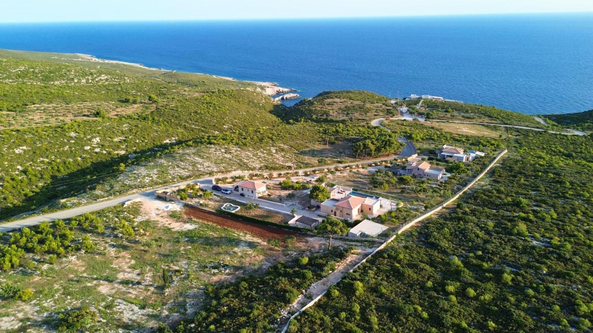 Terra Lucis Mountain Residences Agios Leon